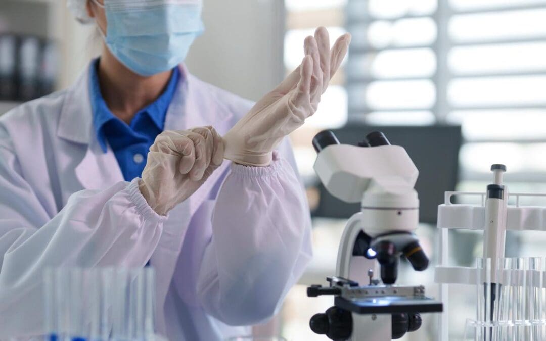 How Much Do Medical Lab Assistants Earn